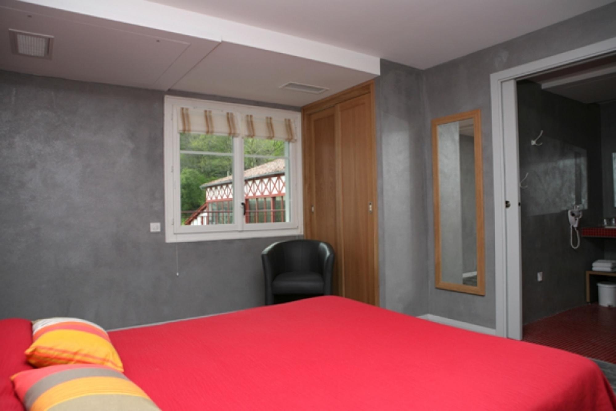 Logis Hotel Ur-Hegian エノア エクステリア 写真