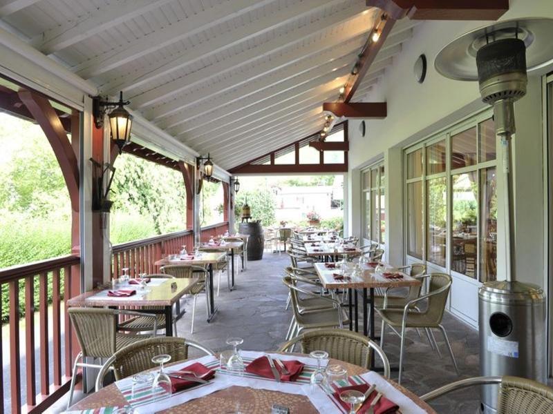 Logis Hotel Ur-Hegian エノア エクステリア 写真
