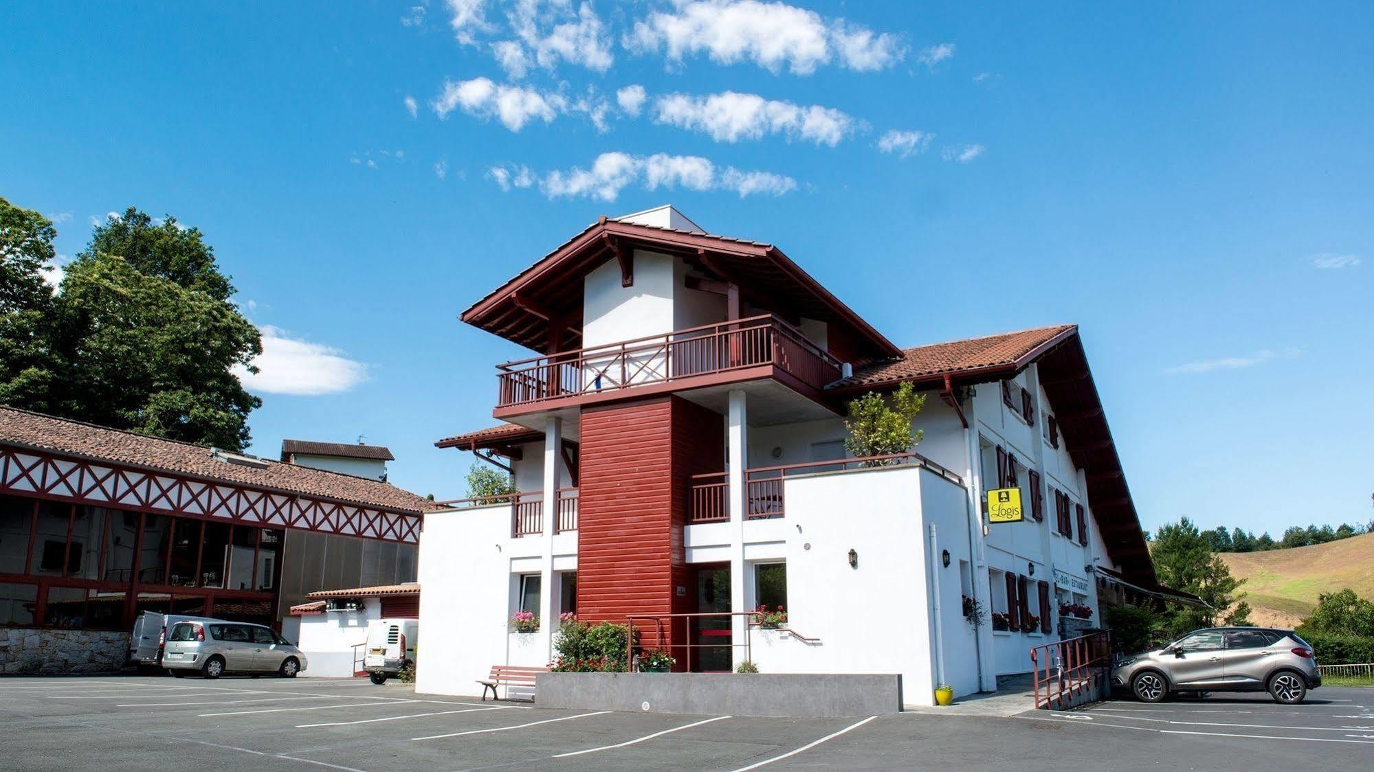 Logis Hotel Ur-Hegian エノア エクステリア 写真